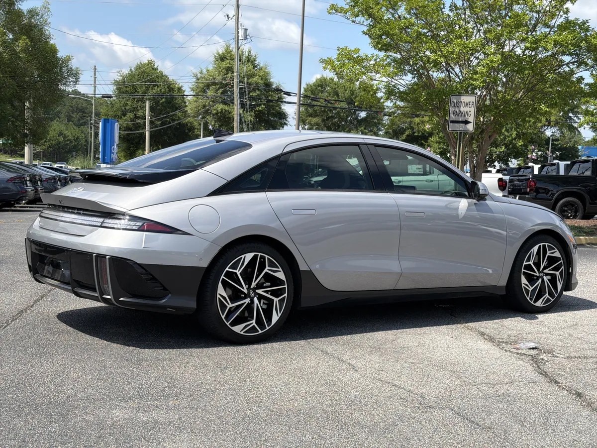 2023 Hyundai IONIQ 6 Limited thumbnail 26