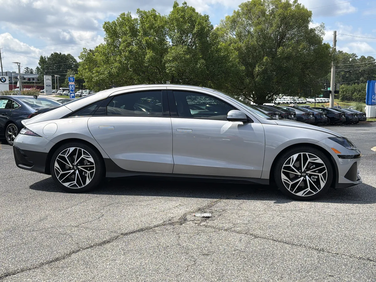 2023 Hyundai IONIQ 6 Limited thumbnail 27