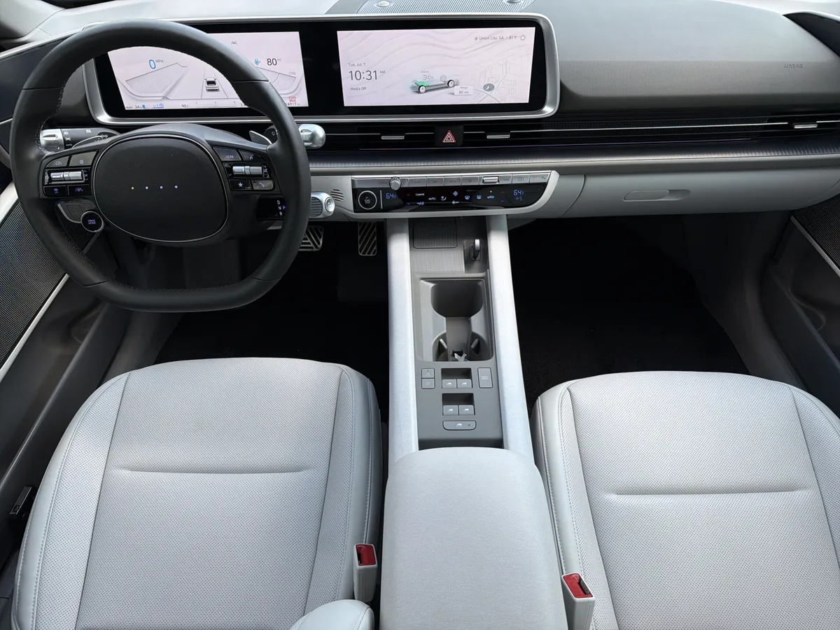 2023 Hyundai IONIQ 6 Limited thumbnail 3