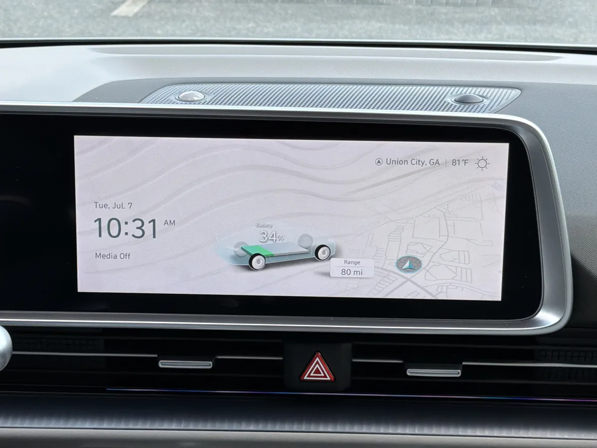 2023 Hyundai IONIQ 6 Limited thumbnail 4