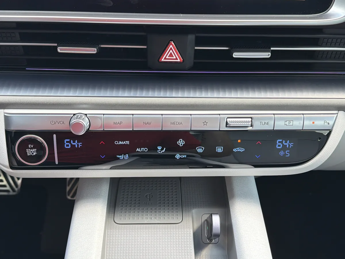 2023 Hyundai IONIQ 6 Limited thumbnail 7