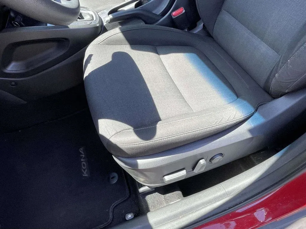 2023 Hyundai Kona SEL thumbnail 14
