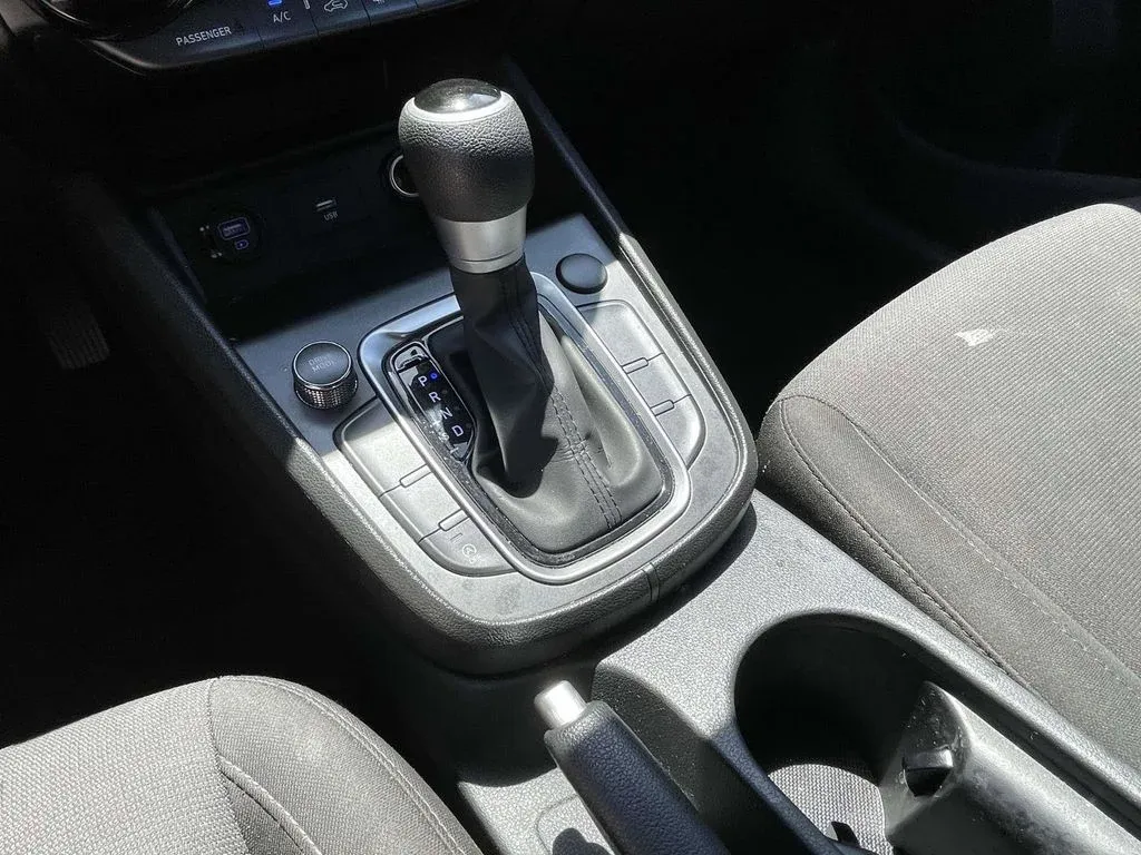 2023 Hyundai Kona SEL thumbnail 21