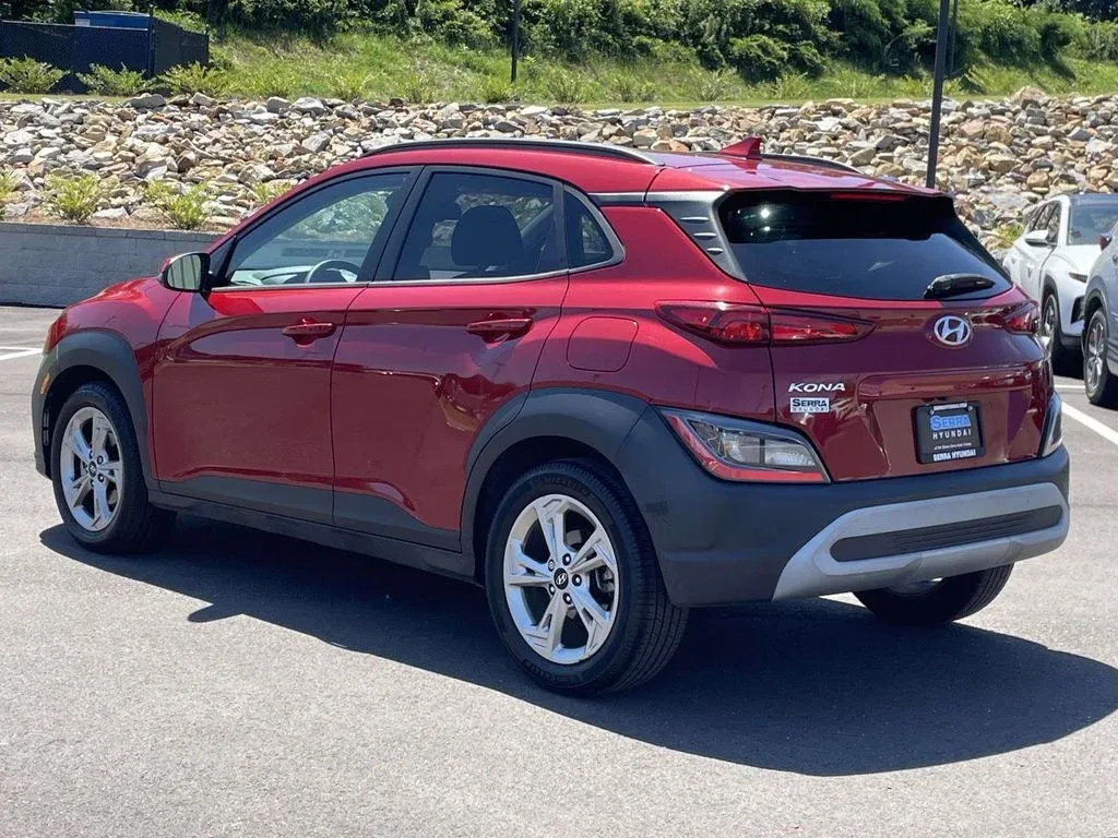 2023 Hyundai Kona SEL thumbnail 6
