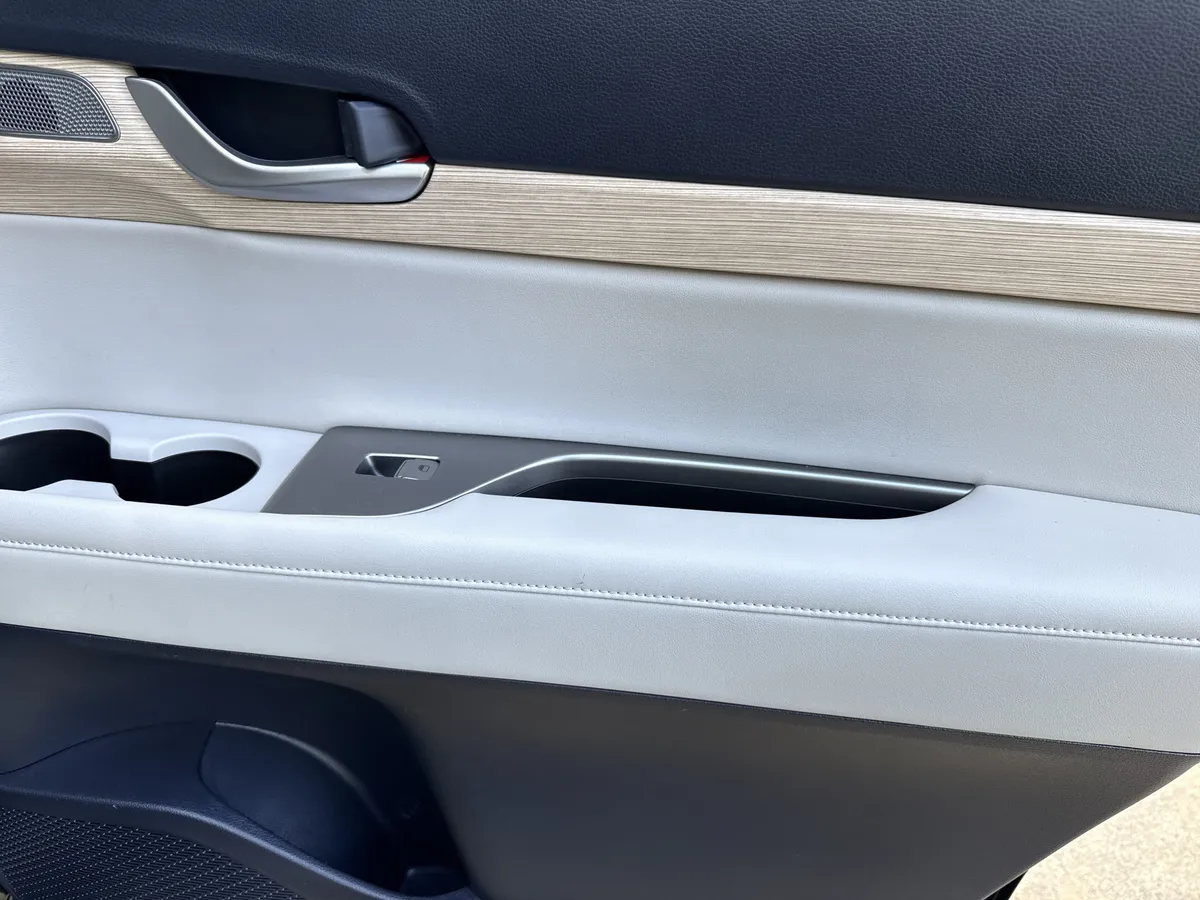 2023 Hyundai Palisade Limited thumbnail 16