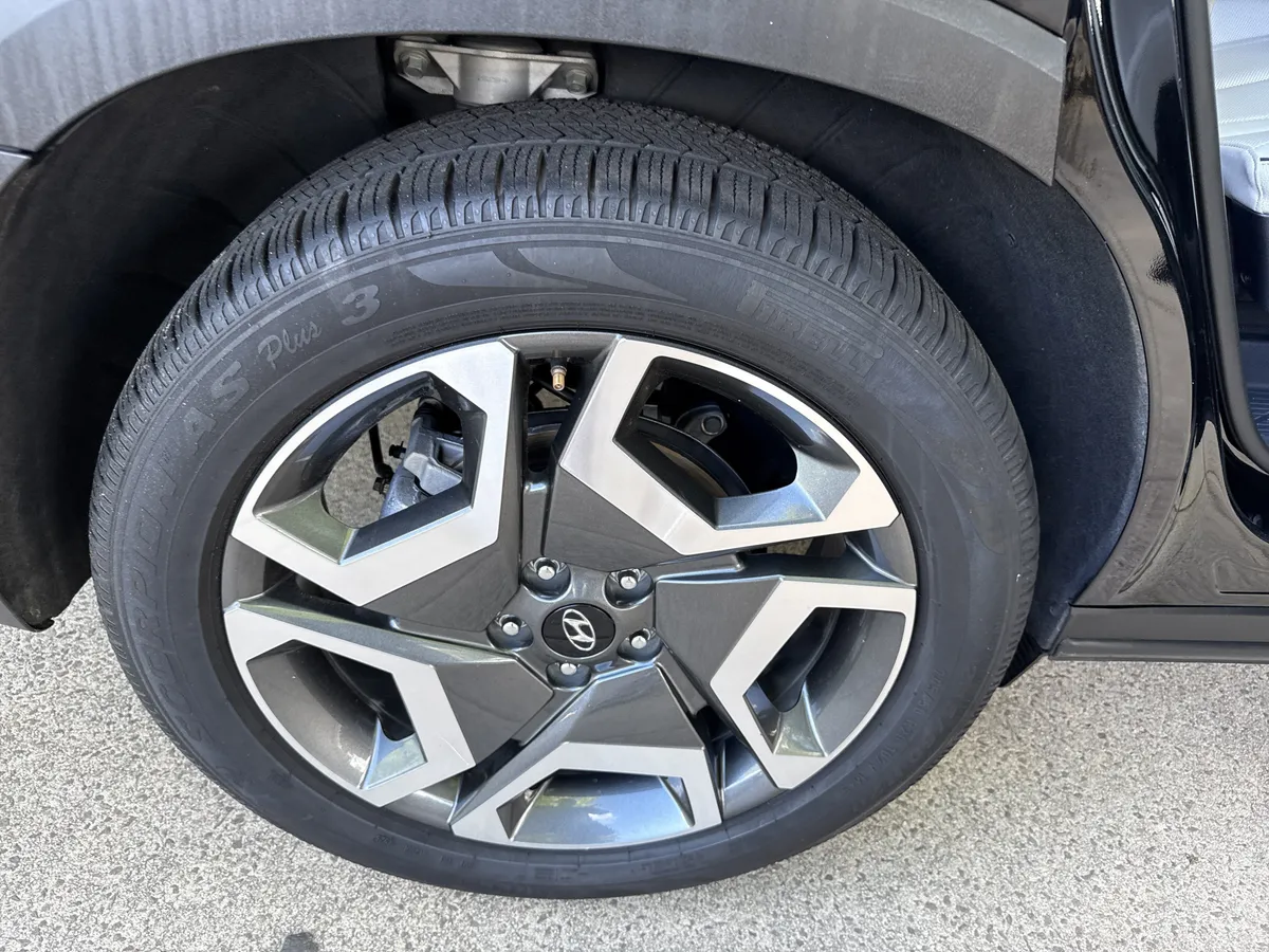 2023 Hyundai Palisade Limited thumbnail 17