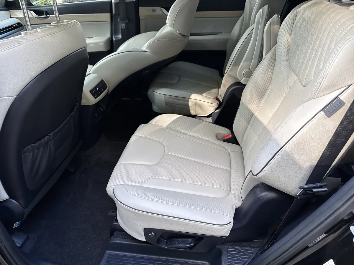 2023 Hyundai Palisade Limited thumbnail 20