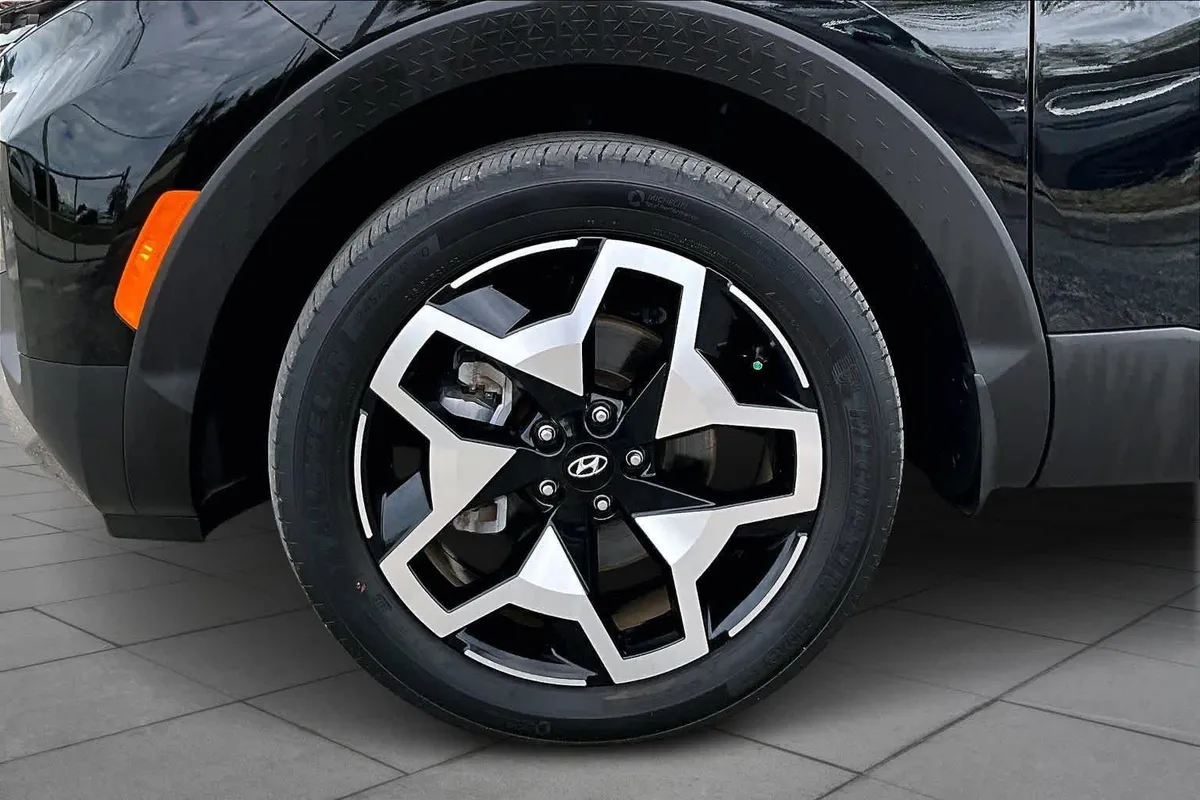2023 Hyundai Santa Cruz Limited thumbnail 18
