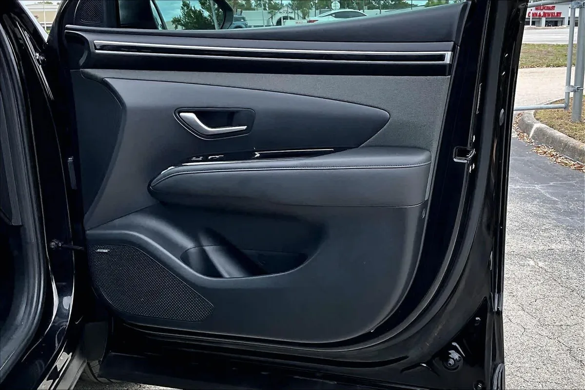 2023 Hyundai Santa Cruz Limited thumbnail 43