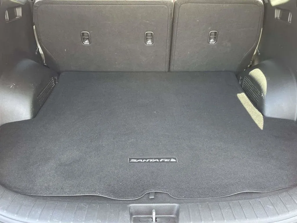2023 Hyundai Santa Fe SE thumbnail 24