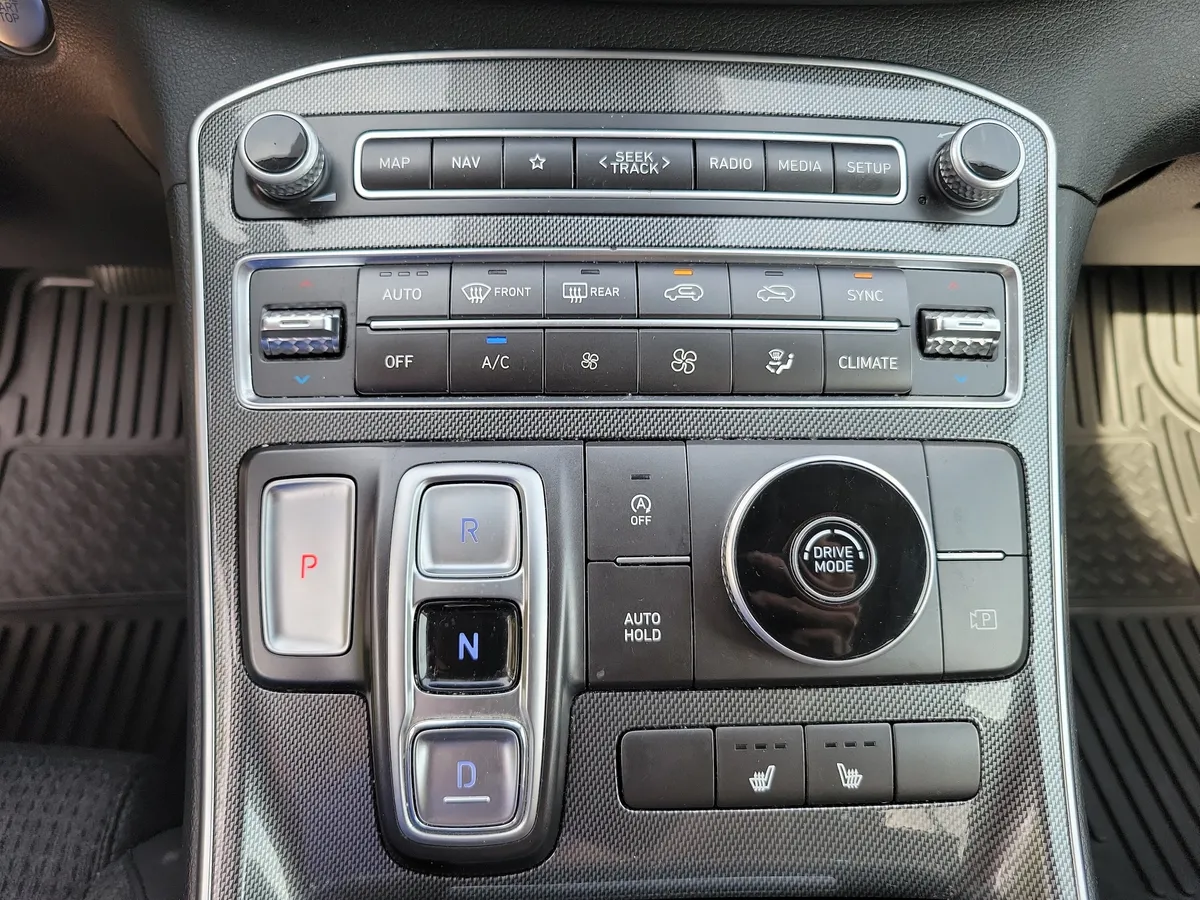 2023 Hyundai Santa Fe SEL thumbnail 19