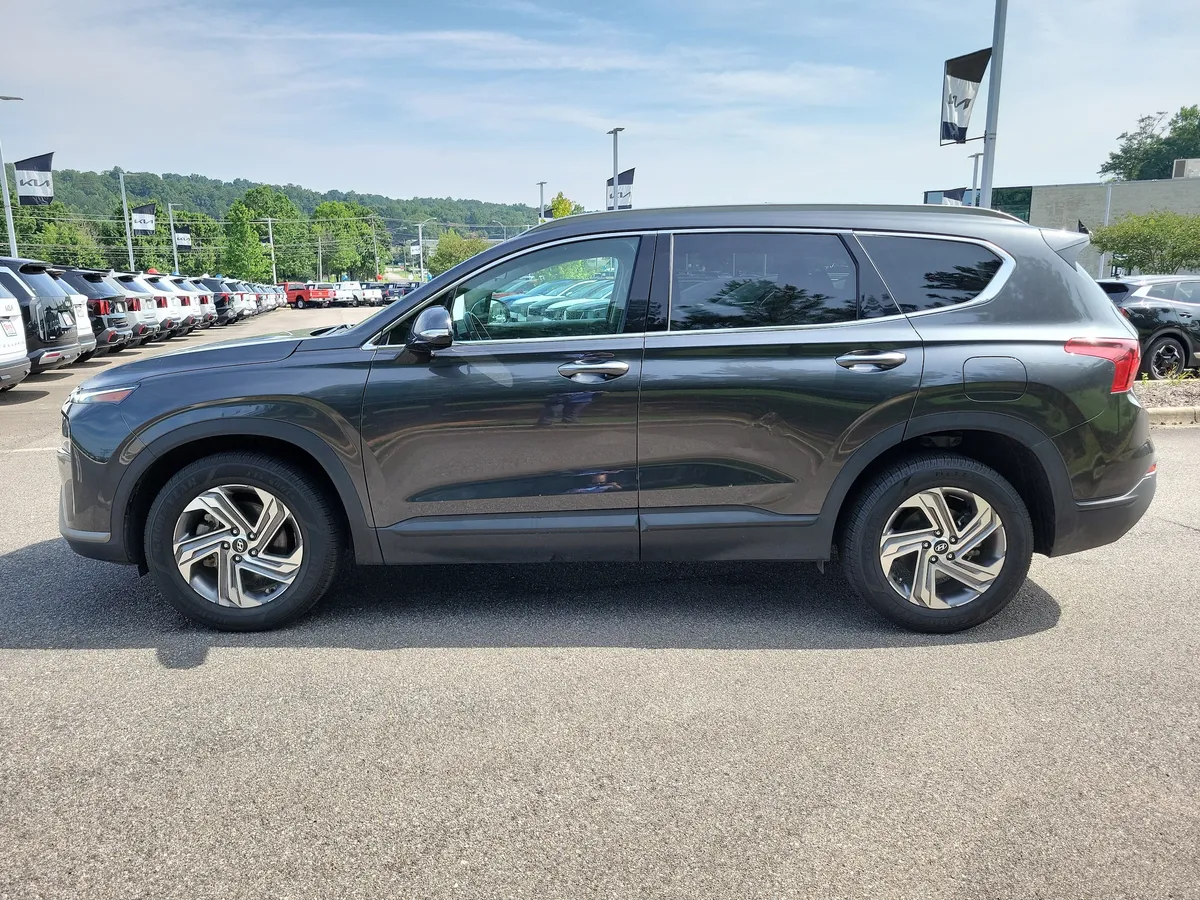 2023 Hyundai Santa Fe SEL thumbnail 2