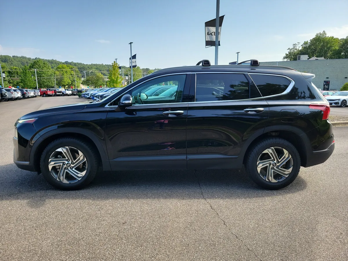 2023 Hyundai Santa Fe SEL thumbnail 2
