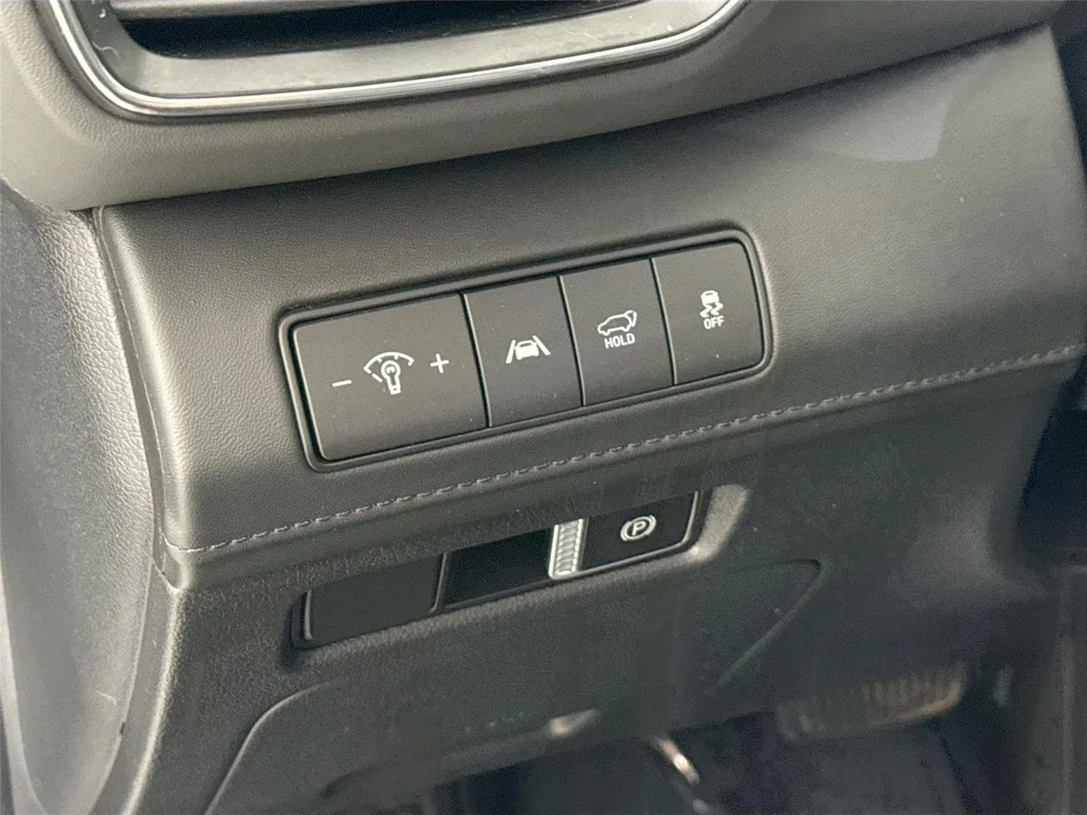 2023 Hyundai Santa Fe SEL thumbnail 15