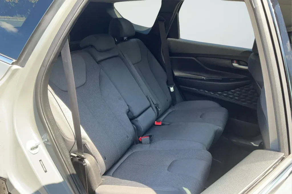 2023 Hyundai Santa Fe SEL thumbnail 21