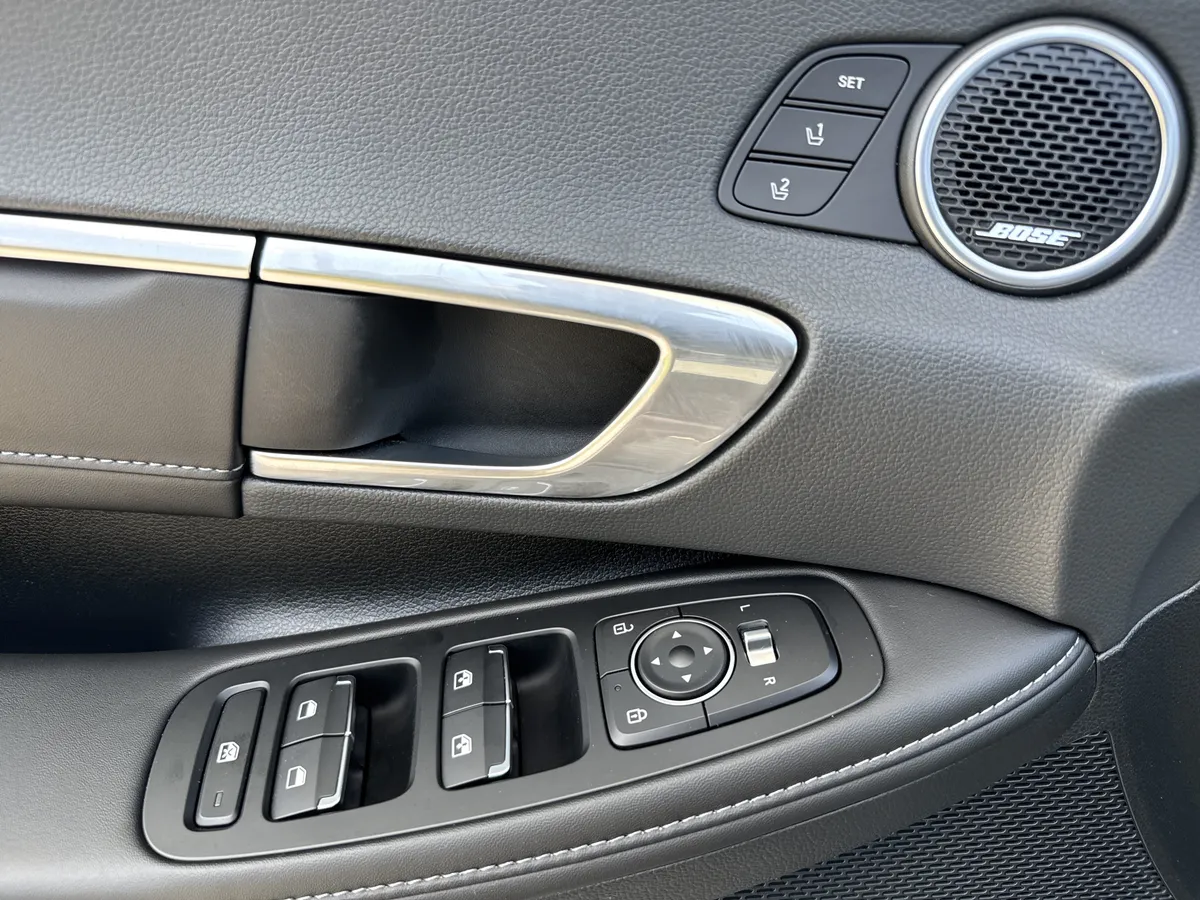 2023 Hyundai Sonata Hybrid Limited thumbnail 14