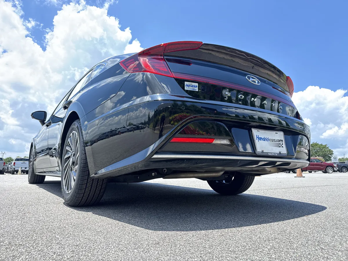 2023 Hyundai Sonata Hybrid Limited thumbnail 7