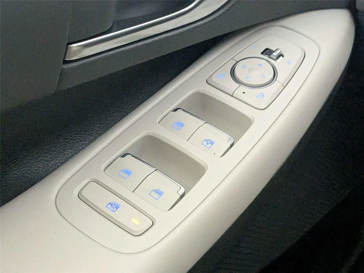2023 Hyundai Sonata SEL thumbnail 13