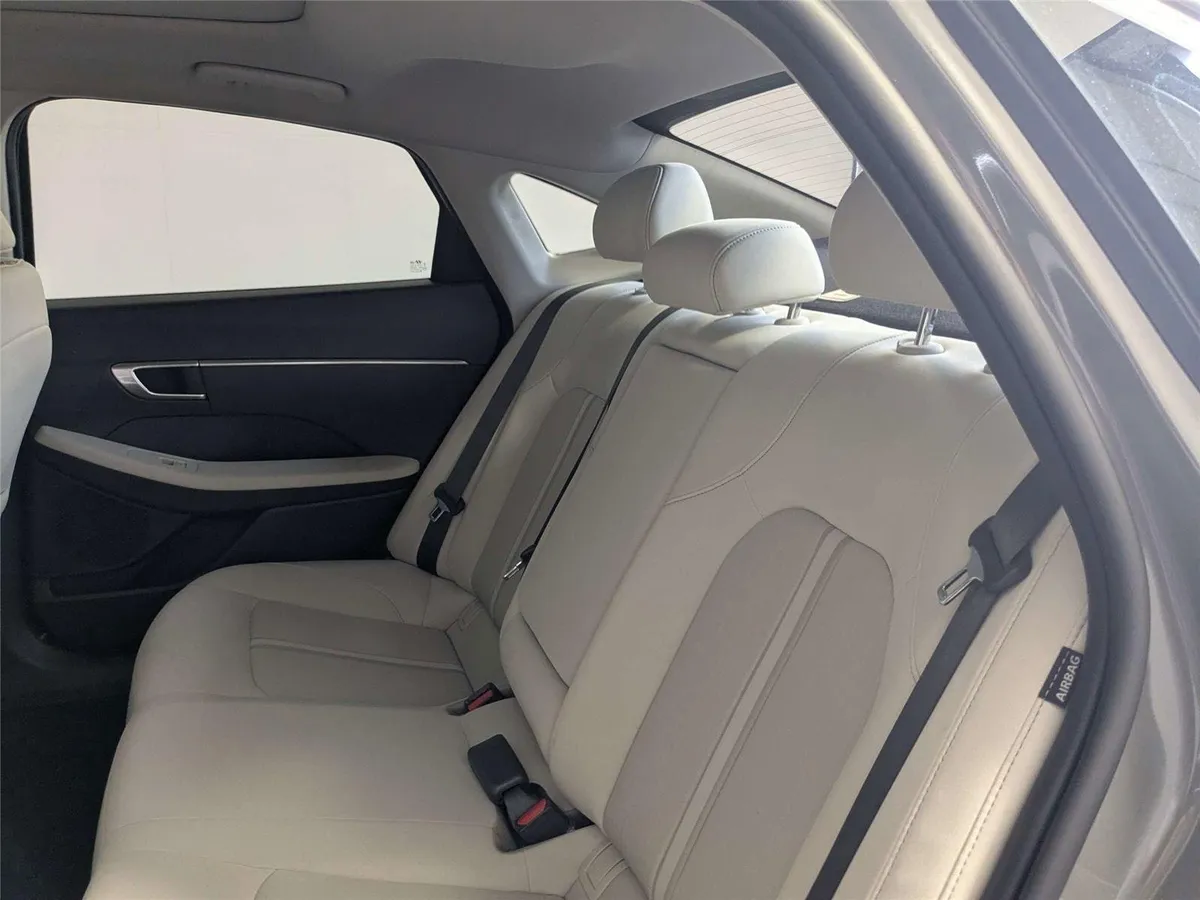 2023 Hyundai Sonata SEL thumbnail 32