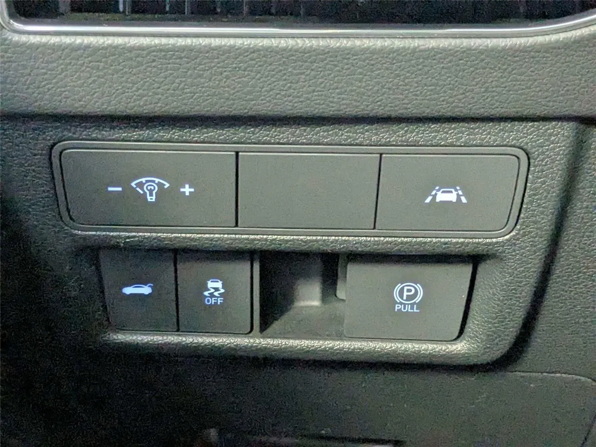 2023 Hyundai Sonata SEL thumbnail 40