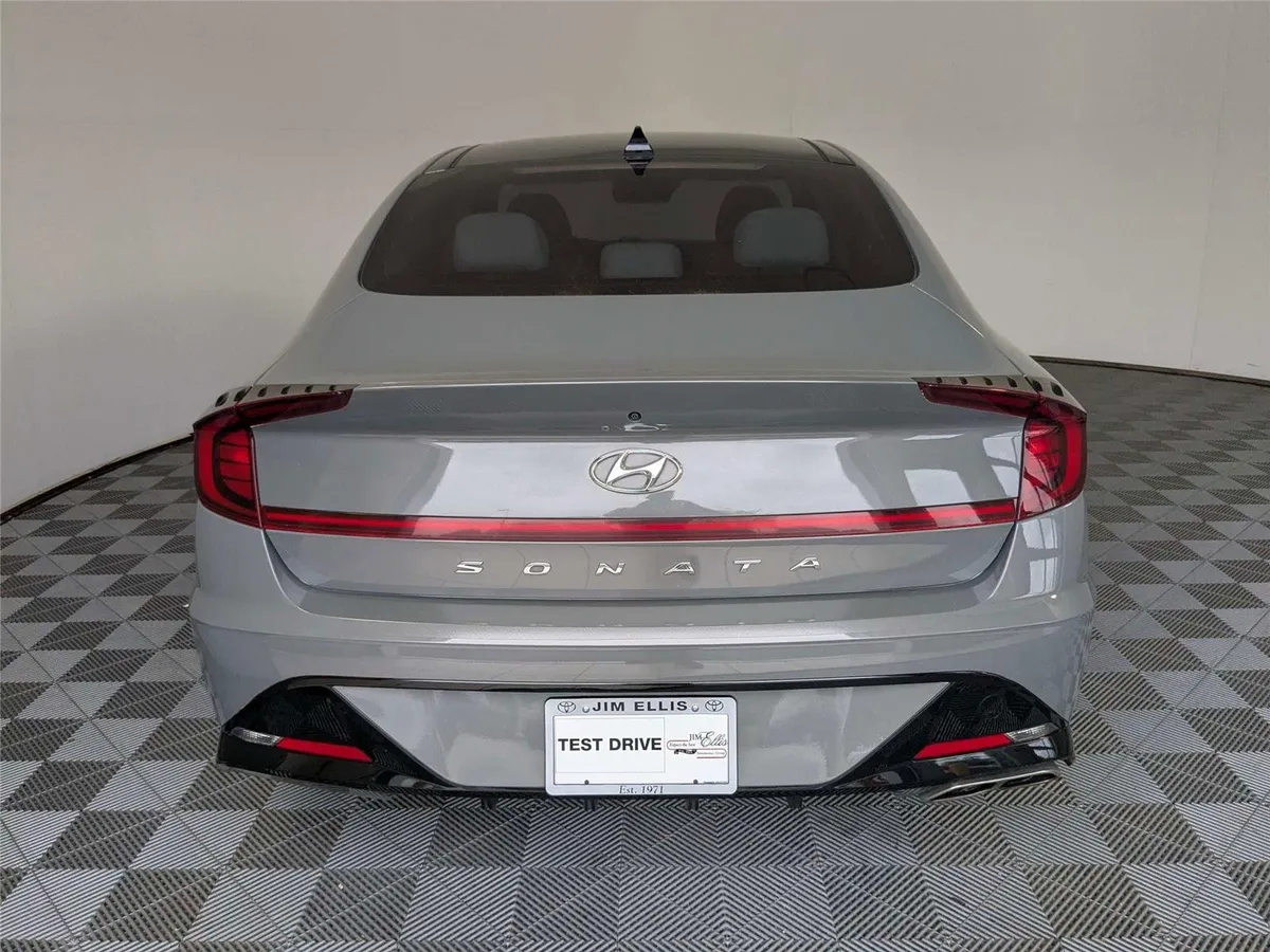 2023 Hyundai Sonata SEL thumbnail 6