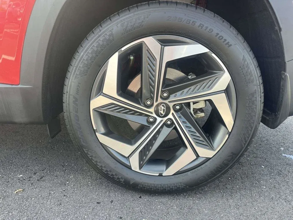 2023 Hyundai Tucson Limited thumbnail 9