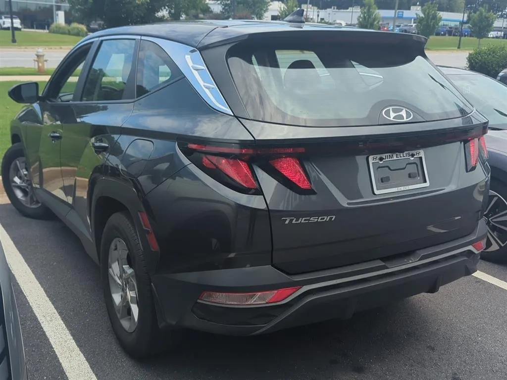 2023 HYUNDAI TUCSON SE thumbnail 3