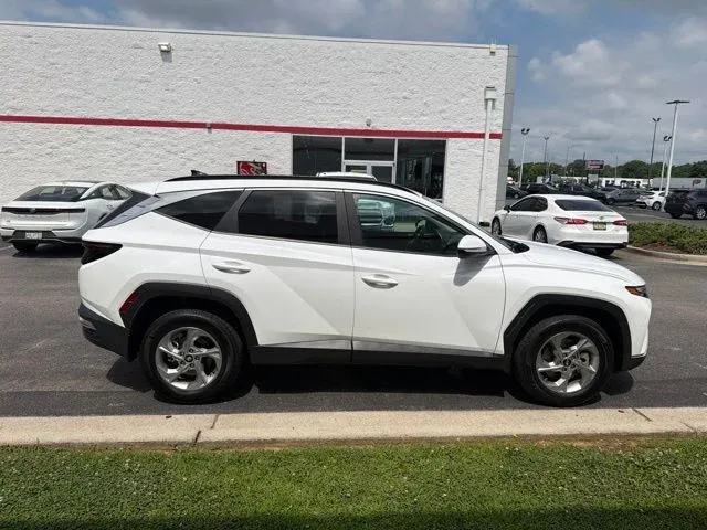 2023 Hyundai Tucson SEL thumbnail 10
