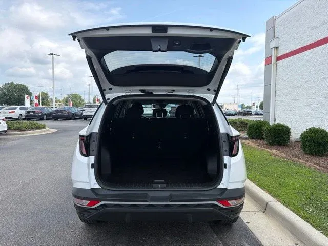 2023 Hyundai Tucson SEL thumbnail 13