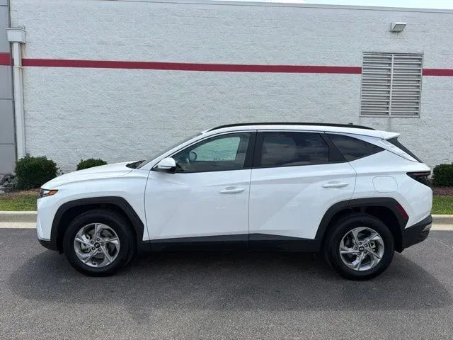 2023 Hyundai Tucson SEL thumbnail 4