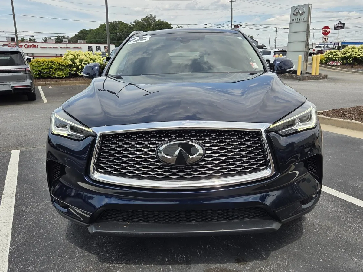 2023 INFINITI QX50 LUXE thumbnail 2