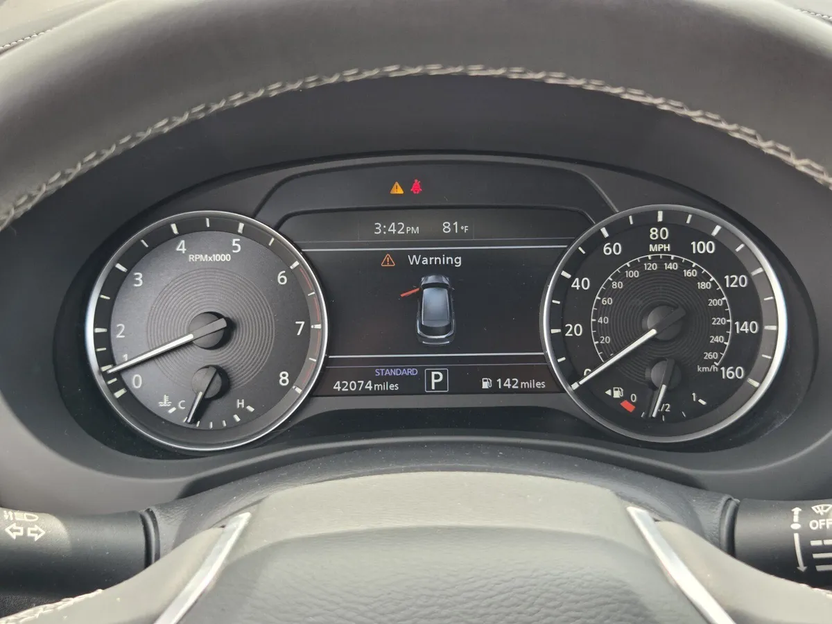 2023 INFINITI QX50 LUXE thumbnail 23