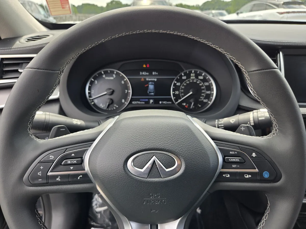 2023 INFINITI QX50 LUXE thumbnail 25