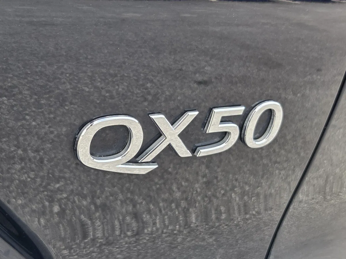 2023 INFINITI QX50 LUXE thumbnail 33