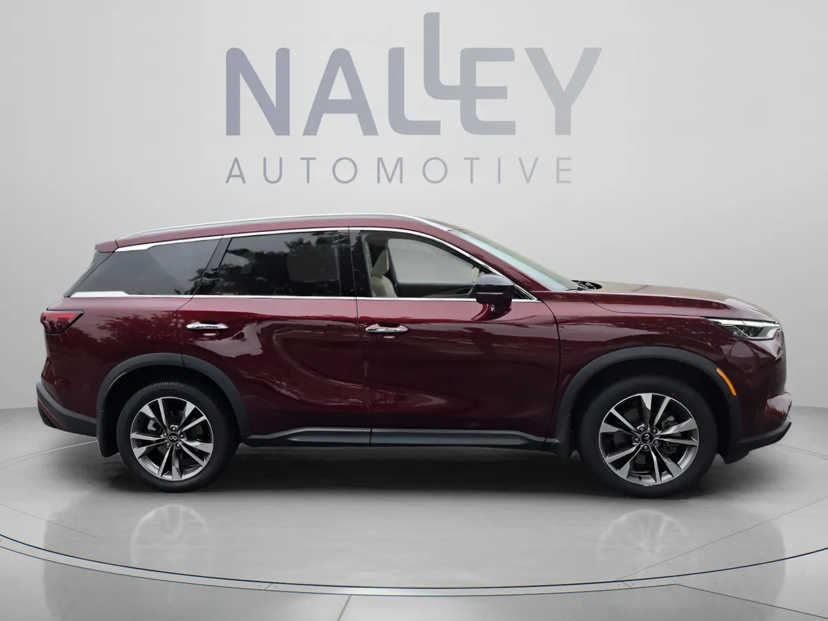 2023 INFINITI QX60 LUXE thumbnail 6