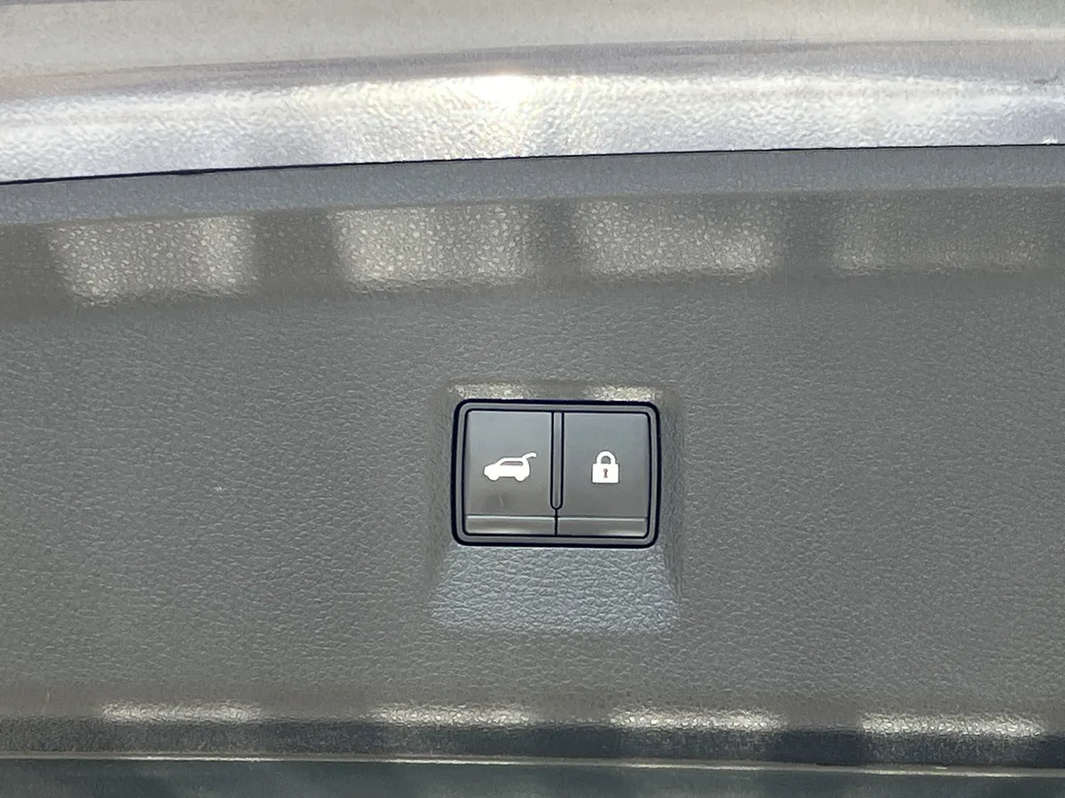 2023 INFINITI QX60 SENSORY thumbnail 33