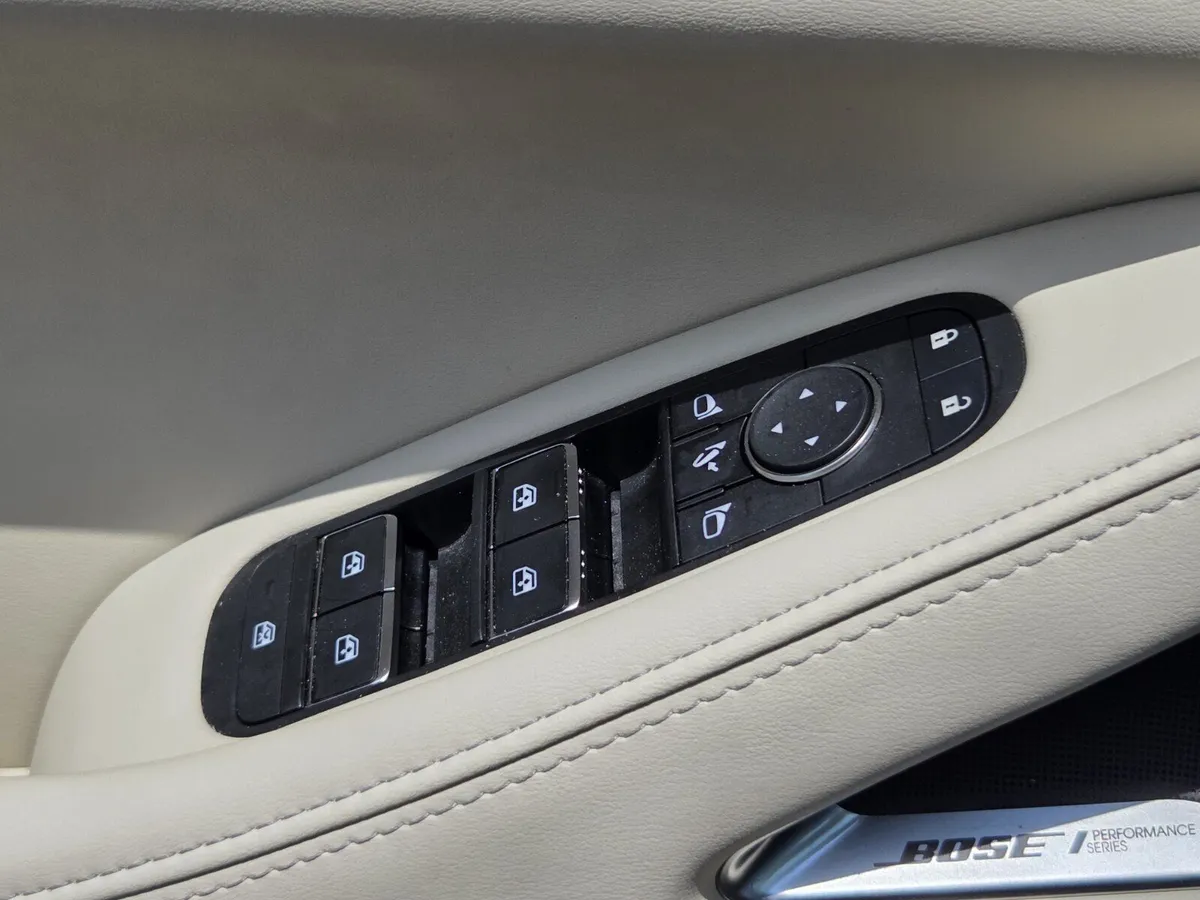 2023 INFINITI QX60 SENSORY thumbnail 32