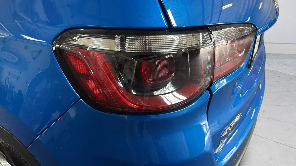 2023 Jeep Compass Latitude thumbnail 28