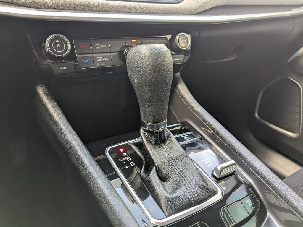 2023 Jeep Compass Sport thumbnail 18