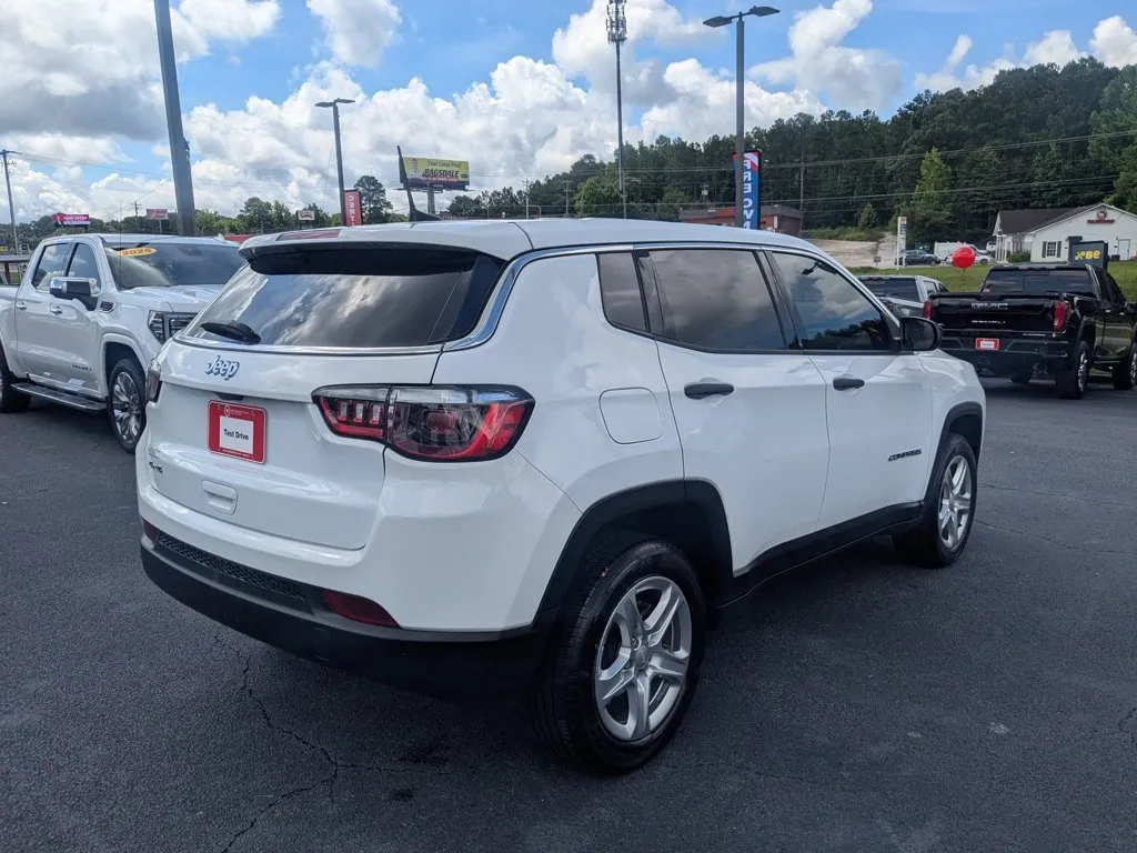 2023 Jeep Compass Sport thumbnail 5