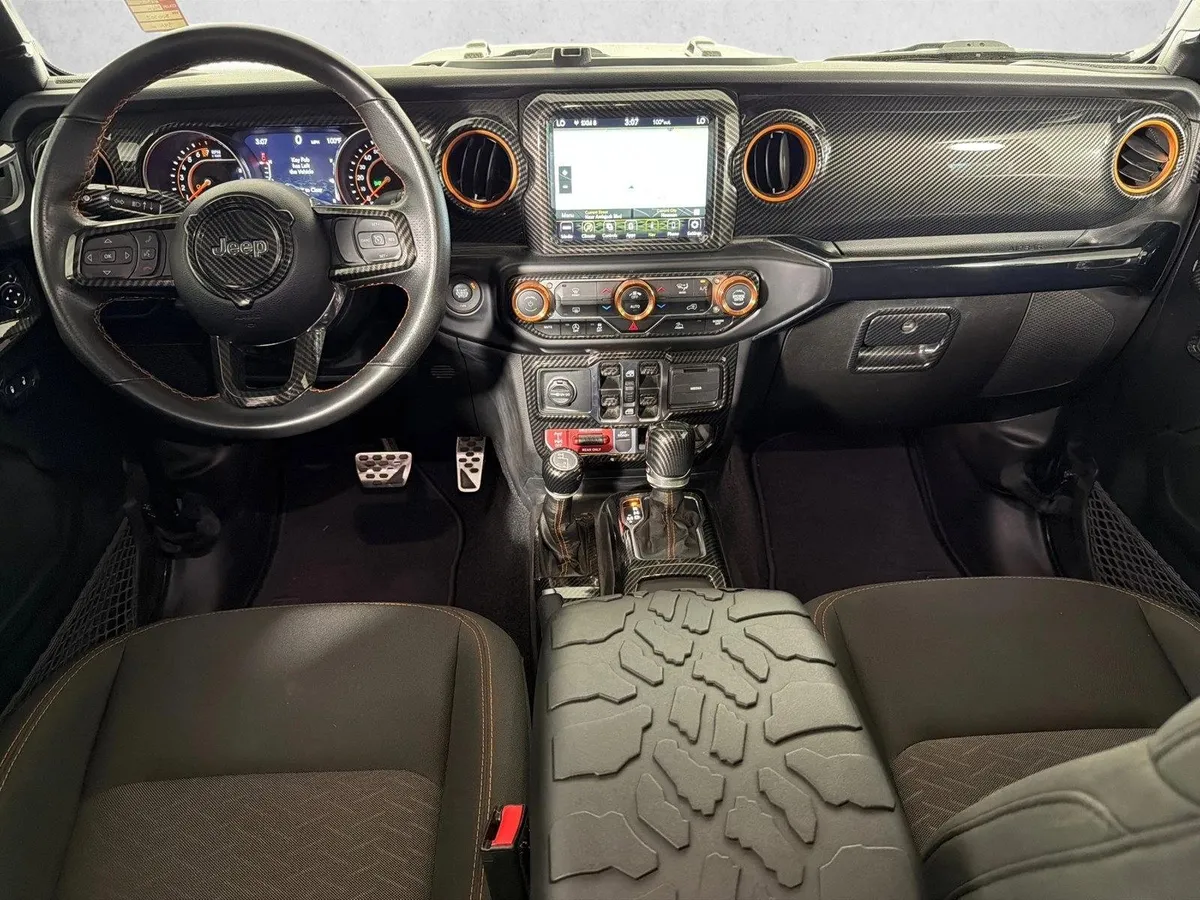 2023 Jeep Gladiator Mojave thumbnail 23