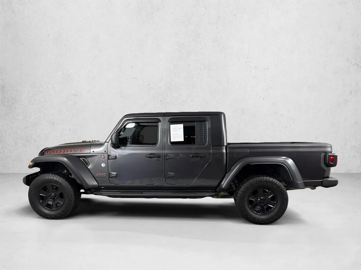 2023 Jeep Gladiator Mojave thumbnail 7