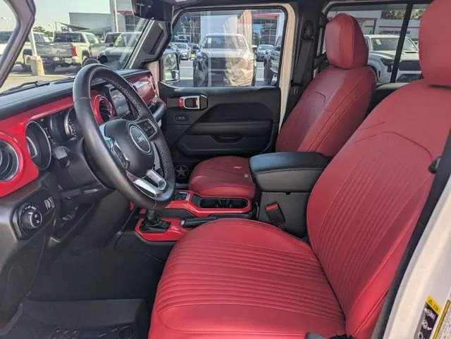 2023 Jeep Gladiator Overland thumbnail 7