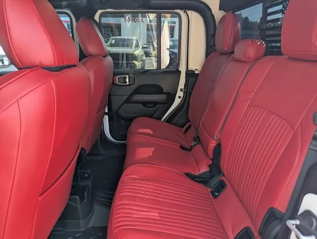 2023 Jeep Gladiator Overland thumbnail 8