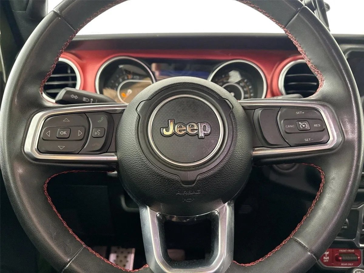 2023 Jeep Gladiator Rubicon thumbnail 16