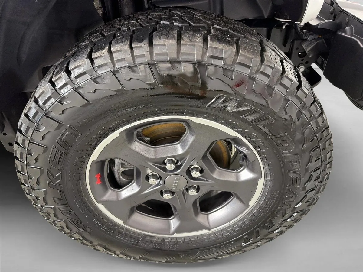 2023 Jeep Gladiator Rubicon thumbnail 13