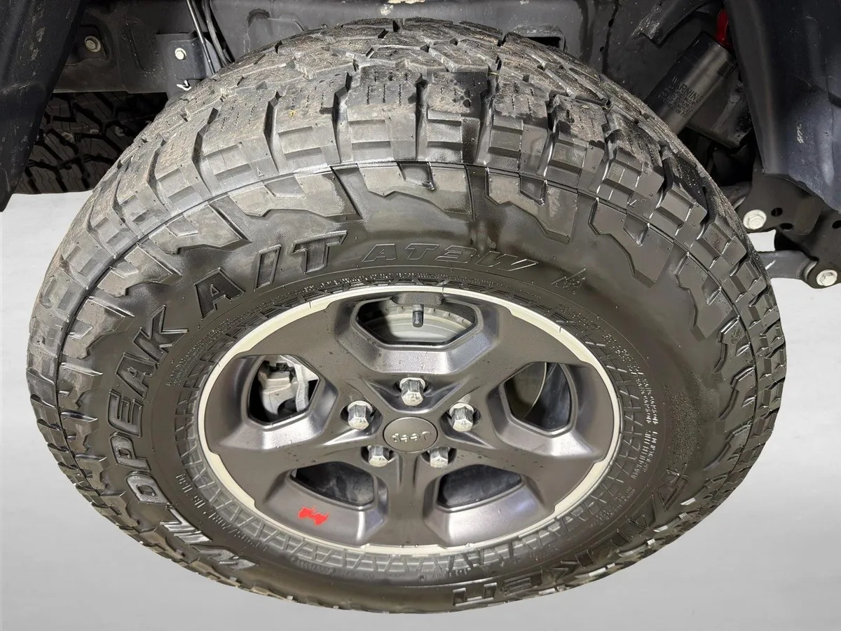 2023 Jeep Gladiator Rubicon thumbnail 18