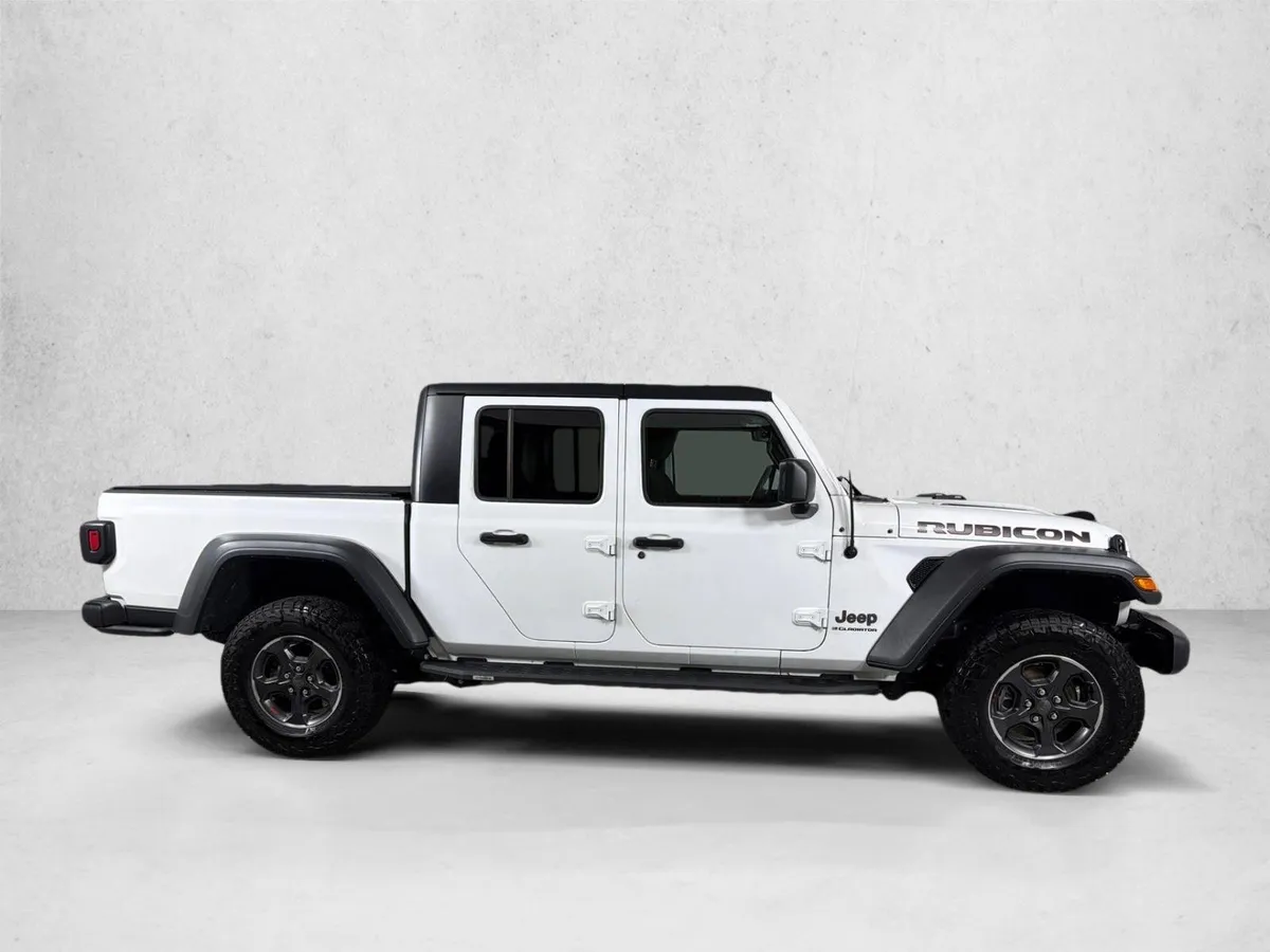 2023 Jeep Gladiator Rubicon thumbnail 3