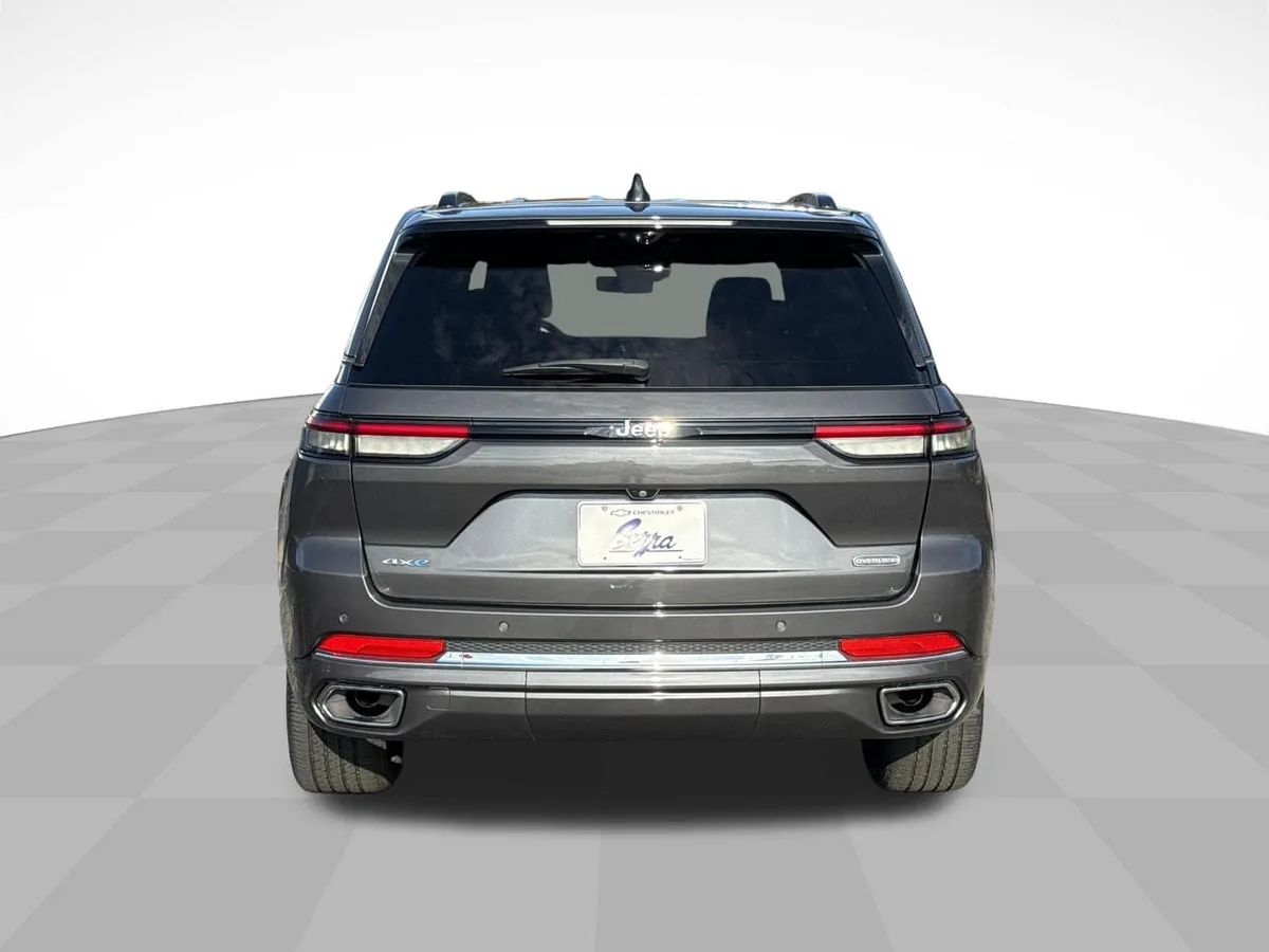 2023 Jeep Grand Cherokee 4xe Overland thumbnail 7
