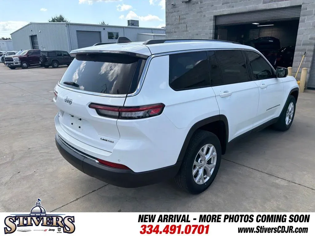 2023 Jeep Grand Cherokee L Limited thumbnail 10